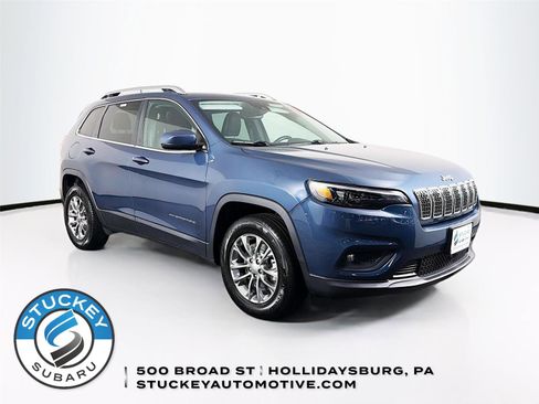 Used 2021 Jeep Cherokee Latitude Lux w/ Comfort/Convenience Group AWD/4WD image 1