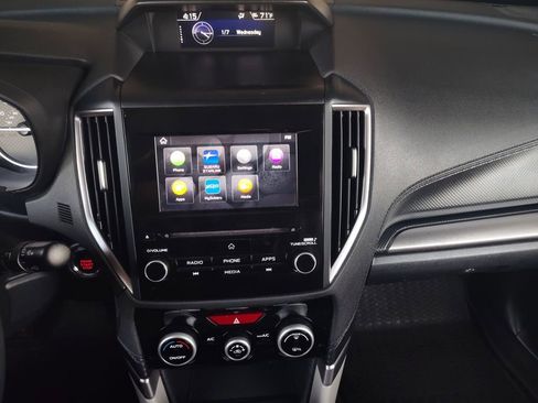 Used 2021 Subaru Forester Premium image 8