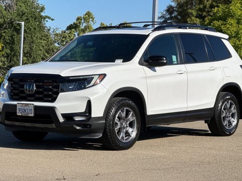 Used 2022 Honda Passport TrailSport image 8