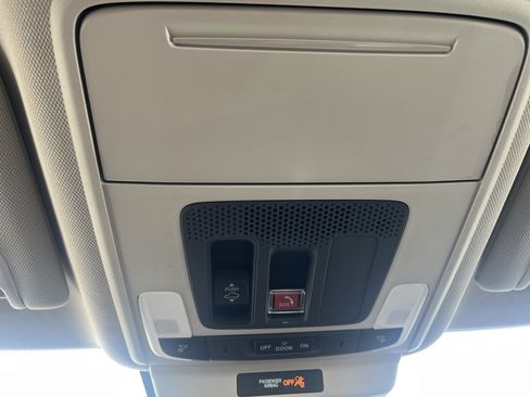 Used 2025 Honda Accord EX-L image 27