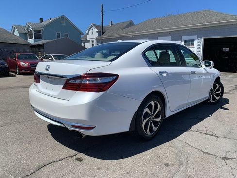 Used 2016 Honda Accord EX-L image 5