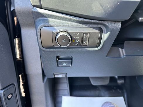 New 2025 Ford Bronco Badlands image 68