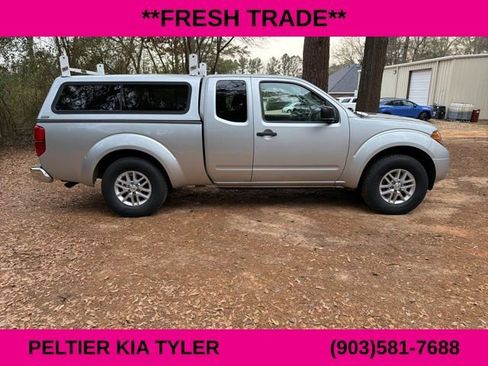 Used 2014 Nissan Frontier SV w/ SV Value Truck Package image 12