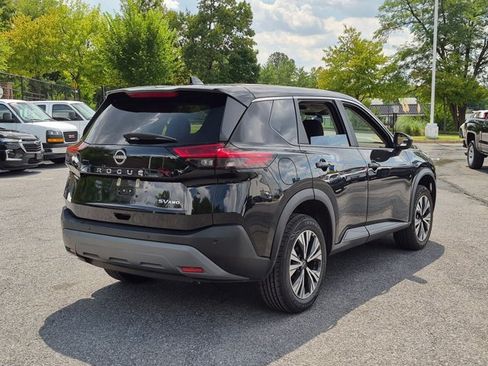 Used 2023 Nissan Rogue SV AWD/4WD image 5
