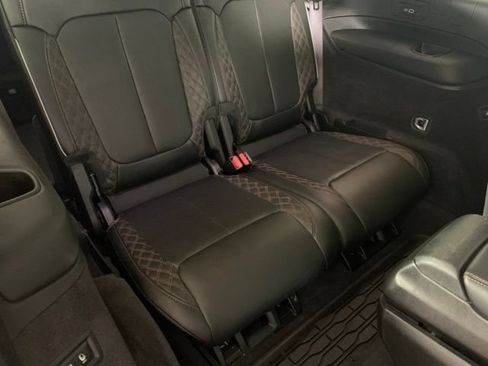 Used 2024 Jeep Grand Cherokee L Summit w/ Rear Seat Video Group I AWD/4WD image 9