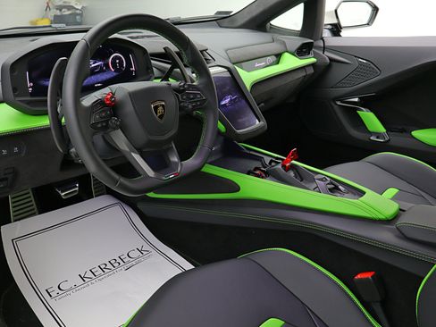 Used 2026 Lamborghini Temerario AWD/4WD image 24
