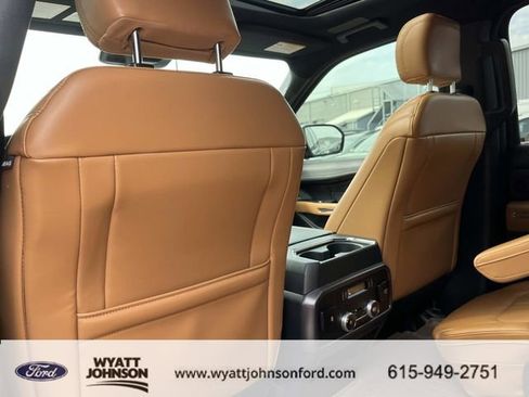 Used 2022 Ford Expedition Max Platinum RWD image 21