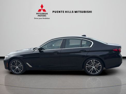 Used 2023 BMW 530i w/ Convenience Package RWD image 8