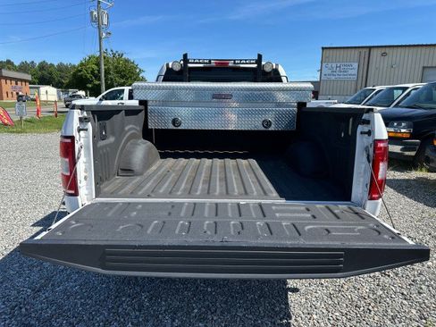 Used 2019 Ford F150 XL w/ Equipment Group 101A Mid AWD/4WD image 14
