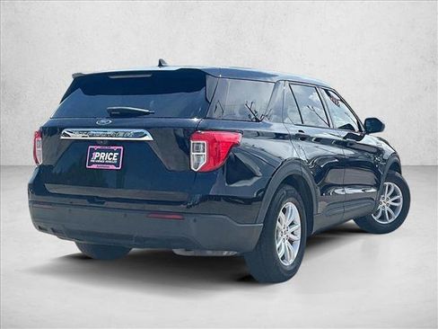 Used 2021 Ford Explorer 2WD image 2
