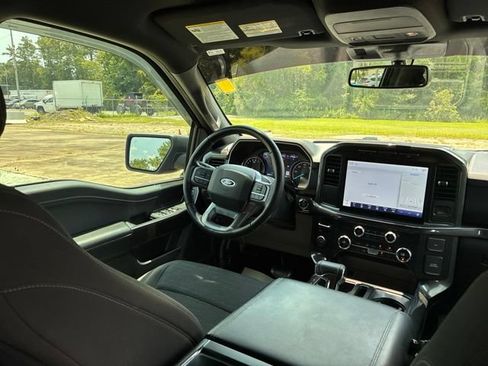 Used 2021 Ford F150 XLT w/ Equipment Group 302A High RWD image 25
