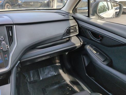 Used 2021 Subaru Outback 2.5i image 17