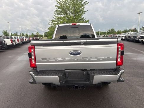 Used 2023 Ford F350 Lariat w/ Lariat Ultimate Package AWD/4WD image 5
