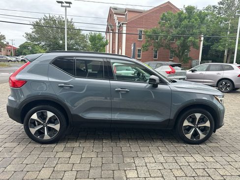 Used 2023 Volvo XC40 B5 Plus w/ Protection Package Premier AWD/4WD image 46