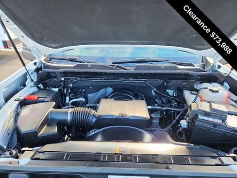 Used 2025 Chevrolet Silverado 2500 ZR2 w/ Technology Package image 13