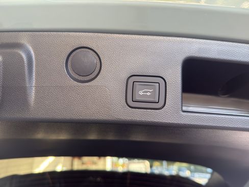 New 2026 Chevrolet Equinox LT w/ Convenience Package II image 25