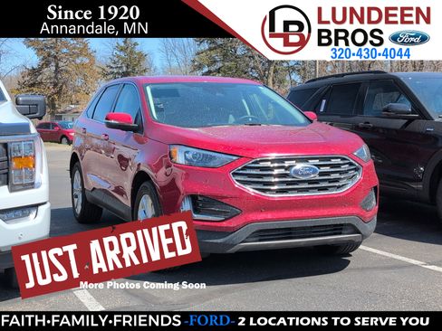 Used 2024 Ford Edge Titanium image 1