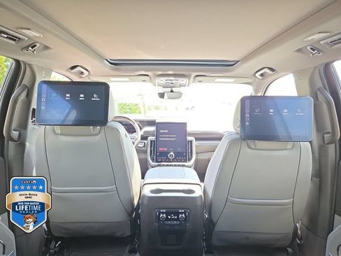 New 2026 GMC Yukon XL Elevation w/ Elevation Premium Package AWD/4WD image 14