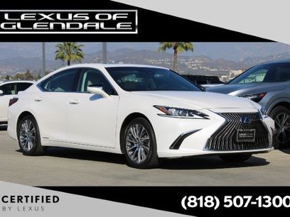 Certified 2021 Lexus ES 300h w/ Premium Package