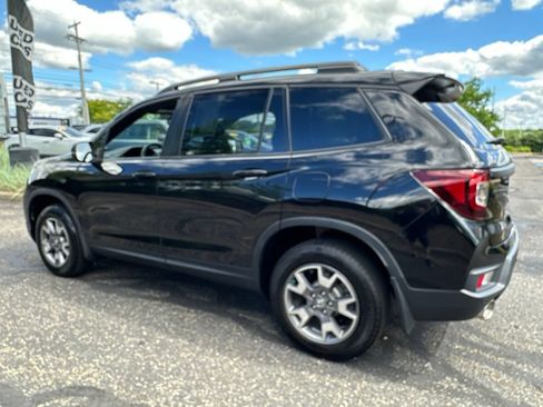Used 2023 Honda Passport TrailSport image 12