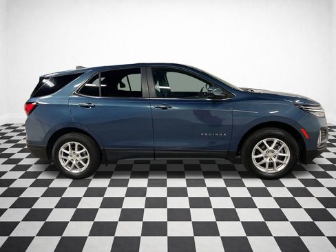 Used 2024 Chevrolet Equinox LT AWD/4WD image 2