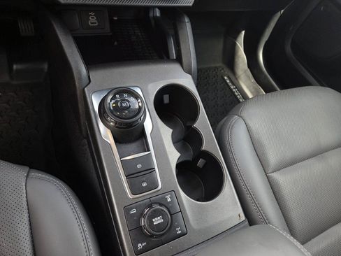 Used 2025 Ford Bronco Sport Badlands AWD/4WD image 15