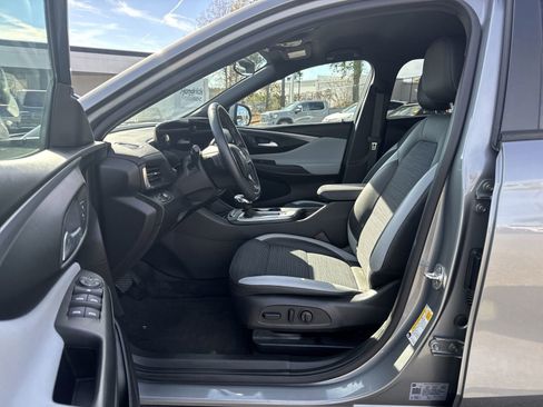 Used 2024 Buick Envista Preferred w/ Convenience I Package image 16