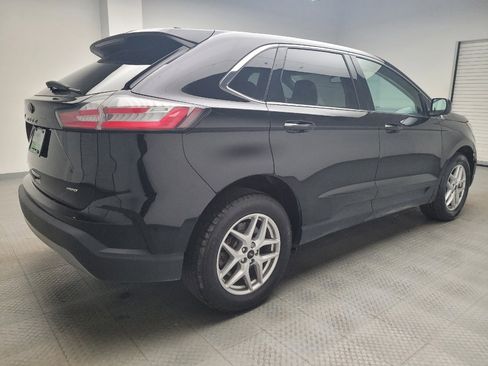 Used 2023 Ford Edge SEL image 10