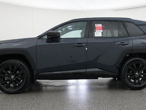 Used 2026 Toyota RAV4 SE image 19