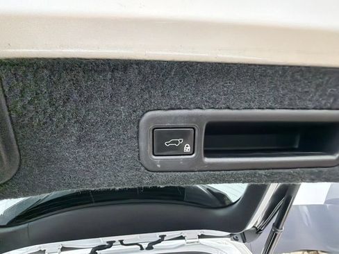 Used 2019 Lexus RX 350 AWD w/ Navigation Package image 39