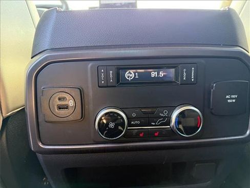 Used 2023 Ford Expedition Platinum AWD/4WD image 17