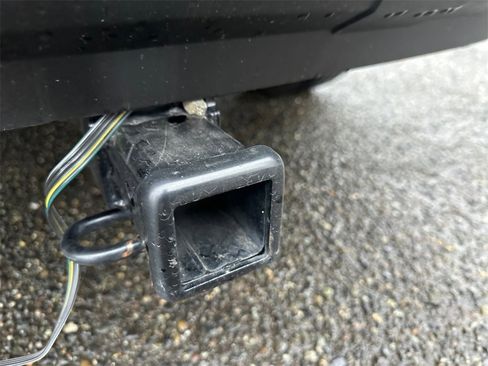 Used 2023 Nissan Pathfinder SL image 21