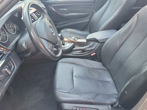 Used 2013 BMW 328i xDrive Sedan AWD/4WD image 19