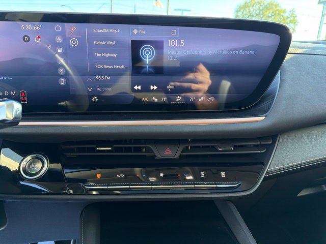 Certified 2024 Buick Envision Sport Touring AWD/4WD image 17