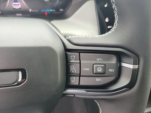 New 2026 Jeep Cherokee Limited image 24