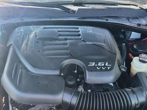 Used 2021 Chrysler 300 S RWD image 31