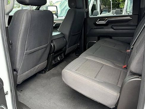Used 2025 Chevrolet Silverado 2500 LT w/ Safety Package AWD/4WD image 11