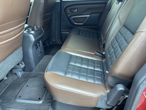Used 2018 Nissan Titan Platinum Reserve w/ Platinum Utility Package AWD/4WD image 19