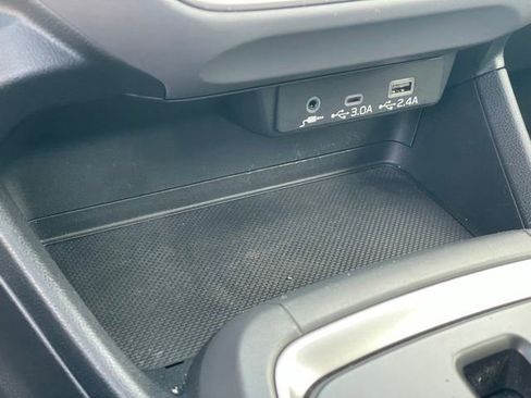 Used 2024 Subaru Crosstrek 2.0i Premium image 18