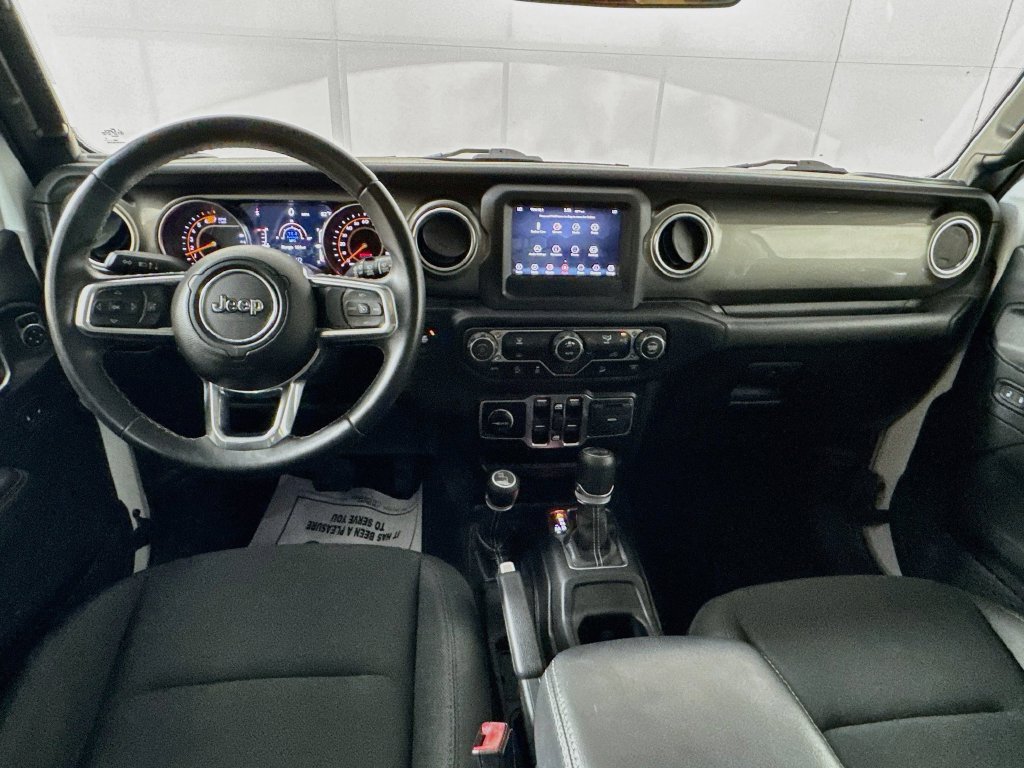 Used 2019 Jeep Wrangler Unlimited Sahara AWD/4WD image 26