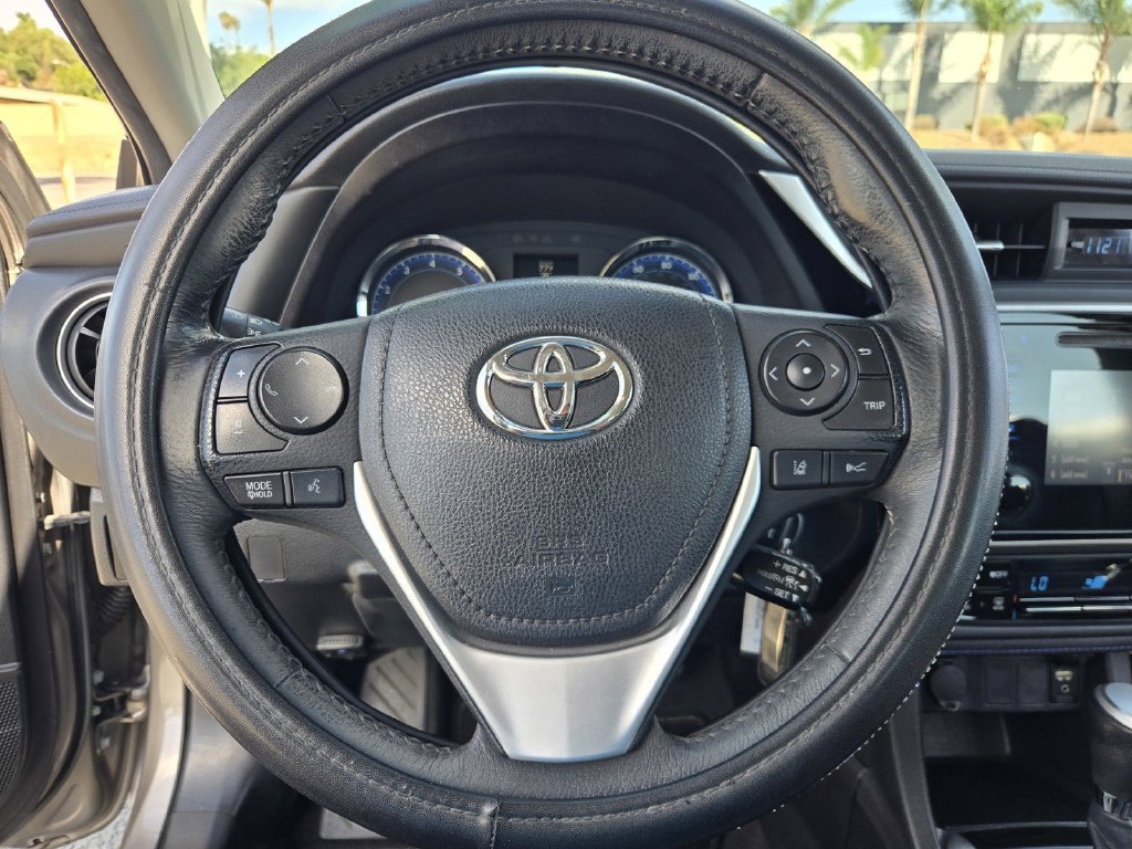 Used 2018 Toyota Corolla SE w/ Protection Package FWD image 18