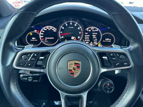 Used 2023 Porsche Cayenne S image 22