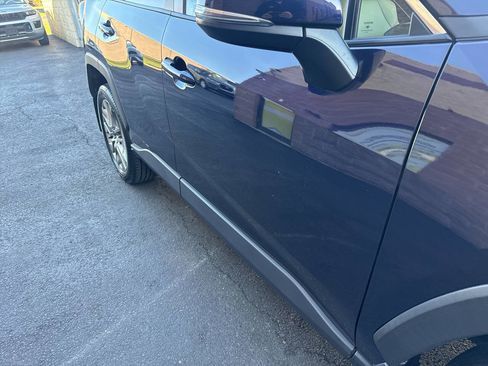 Used 2020 Toyota RAV4 XLE Premium image 11