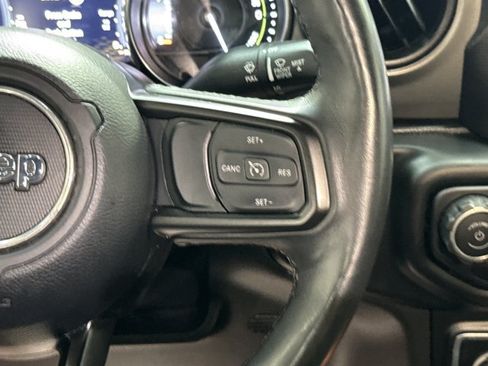 Used 2023 Jeep Wrangler Unlimited w/ Cold Weather Group AWD/4WD image 18