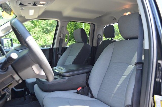 Used 2024 RAM 1500 Classic SLT AWD/4WD image 18