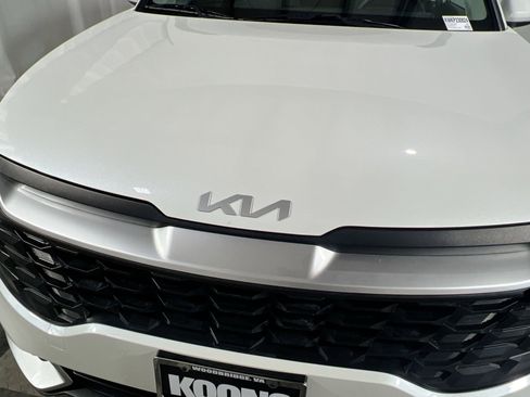 Used 2023 Kia Sportage LX image 8