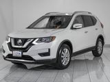 Used 2018 Nissan Rogue SV image 4