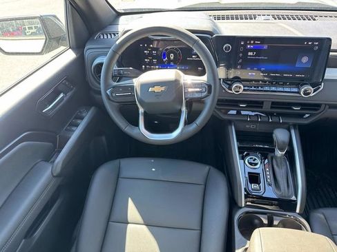 New 2026 Chevrolet Colorado LT w/ LT Convenience Package AWD/4WD image 17