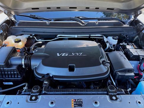 Used 2022 Chevrolet Colorado W/T w/ Custom Special Edition image 30