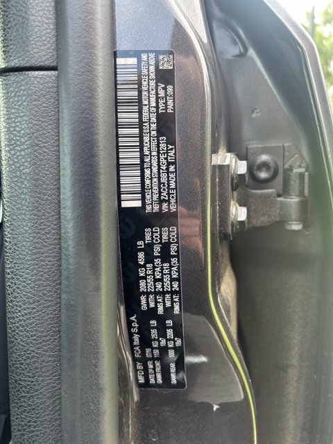 Used 2016 Jeep Renegade Latitude AWD/4WD image 43